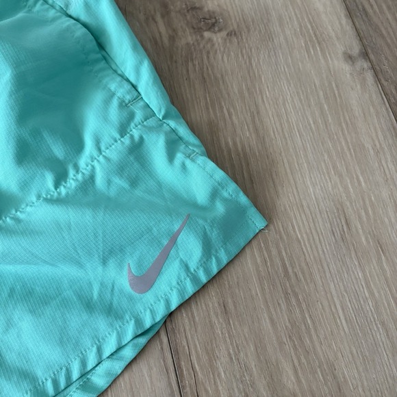 Nike DRI-FIT Stride 5" Lined Shorts Light Menta DM4755-369 Men Size Large L - Picture 2 of 9